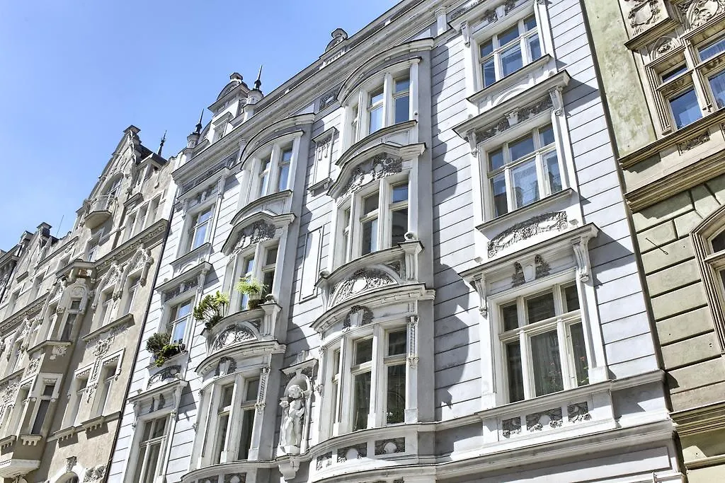 Maiselova 5 Apartment location
